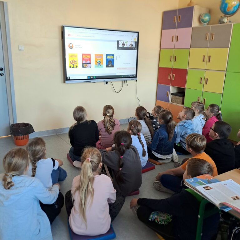 Zajęcia online „Sieciaki – Zasady korzystania z Internetu”